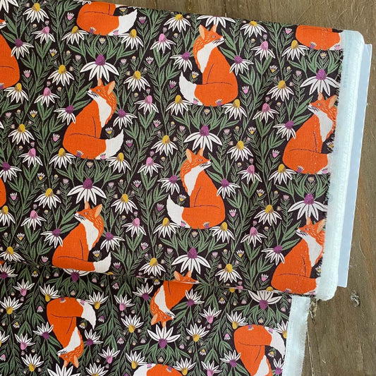 Foxy Daisies from 'Wild Haven' by Cloud 9 (£18 p/m)
